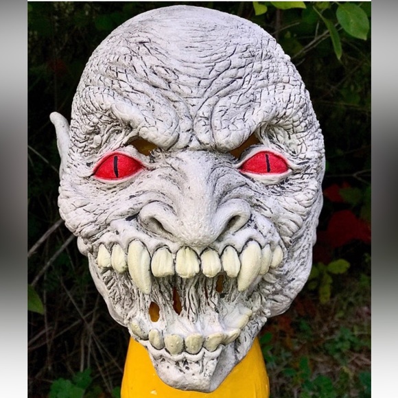 Vintage 1996 Red Eyed Nosferatu Vampire Zombie Demon Rubber Adult Size Mask - Picture 10 of 10